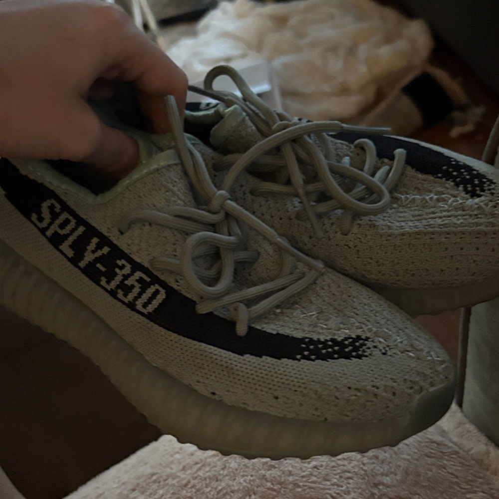 Yeezy Boost 350 V2 Gray Black Sneakers